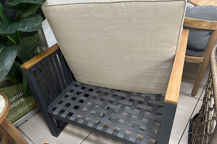 horizon_armchair_vitrina_04